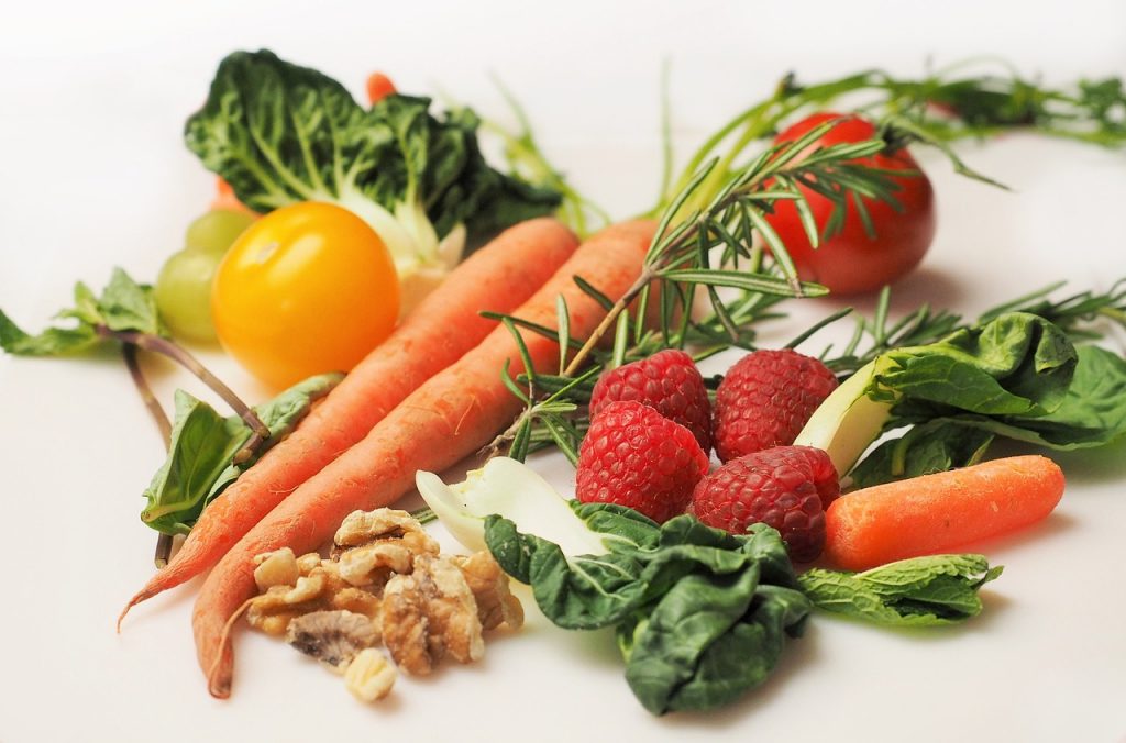 Antioxidanter i frukt, bär och grönsaker.